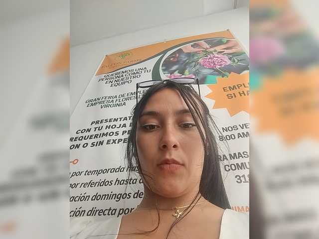 Ashly-7's BongaCams show and profile