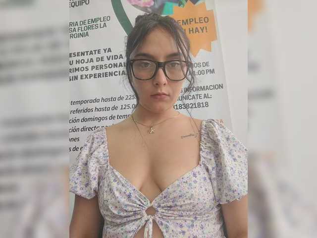 Ashly-7's BongaCams show and profile