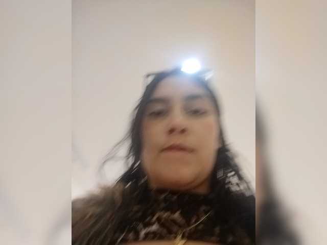 Ashly-7's BongaCams show and profile