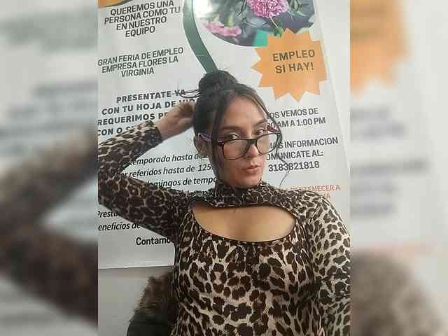 Ashly-7 Live Webcam on BongaCams