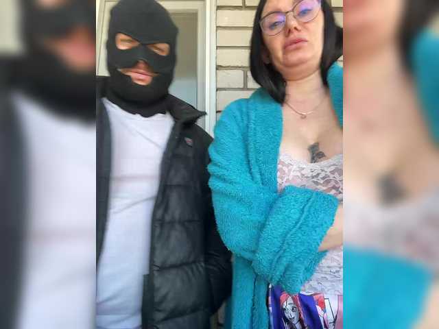 goldencouple's BongaCams show and profile