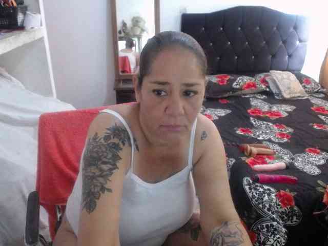 Deboramilf73 Live Webcam on BongaCams