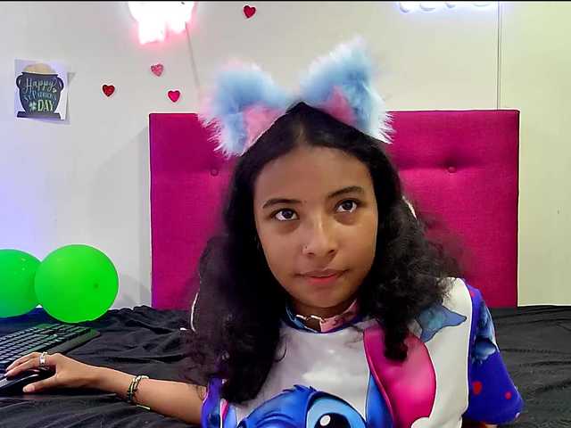 Ellie-Cute7's BongaCams show and profile