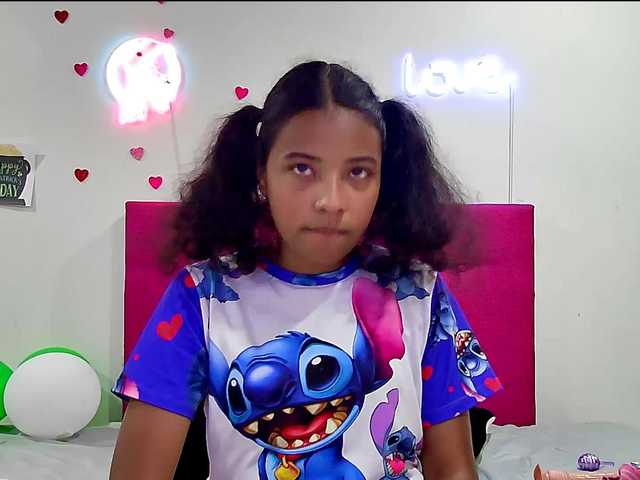 Ellie-Cute7's BongaCams show and profile