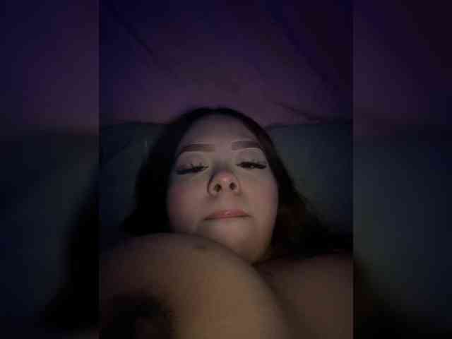 Mish15 Live Webcam on BongaCams