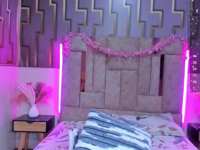 nesli-hann's BongaCams show and profile