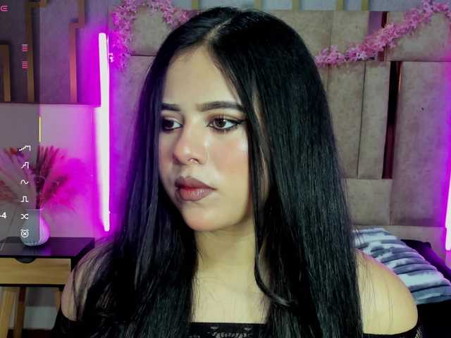 nesli-hann's BongaCams show and profile