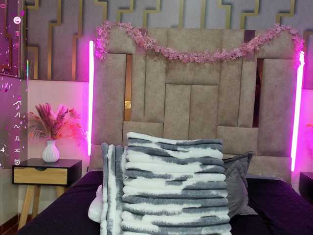 nesli-hann's BongaCams show and profile