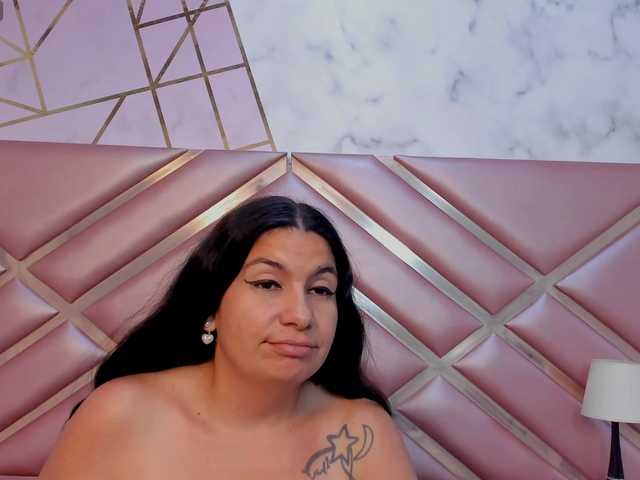 DianaSheren's BongaCams show and profile