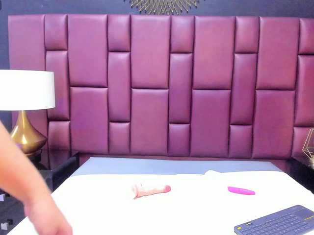 DianaSheren's BongaCams show and profile