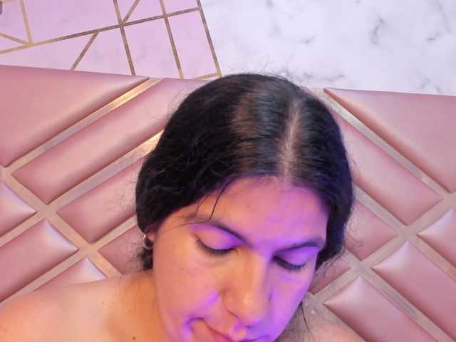 DianaSheren's BongaCams show and profile