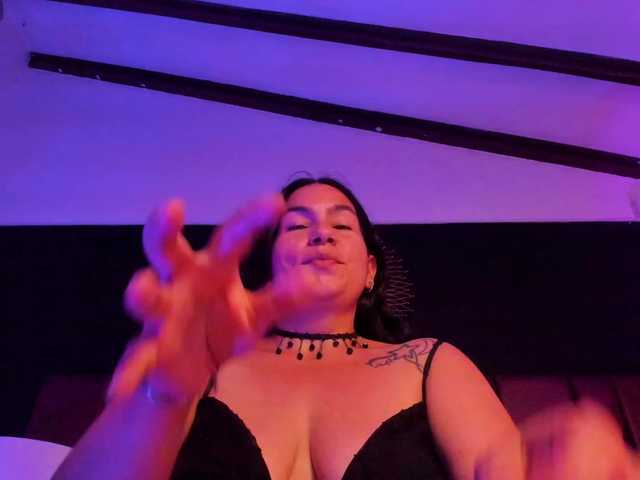 DianaSheren's BongaCams show and profile