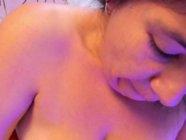 DianaSheren's BongaCams show and profile