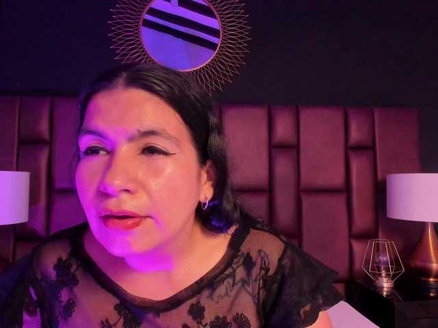 DianaSheren's BongaCams show and profile