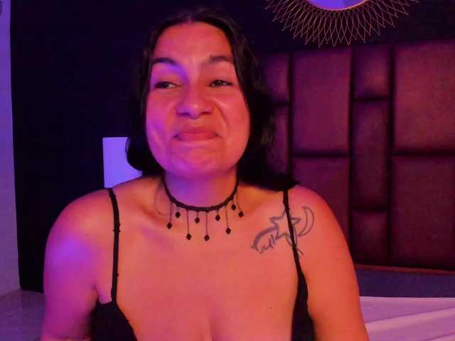 DianaSheren's BongaCams show and profile