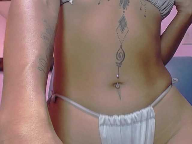 Valeriacute18's BongaCams show and profile