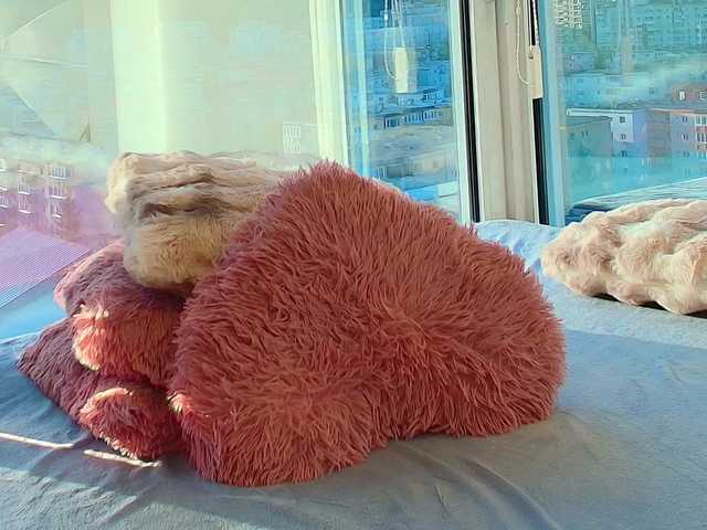 AngelicFox's BongaCams show and profile