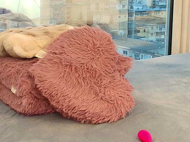 AngelicFox's BongaCams show and profile