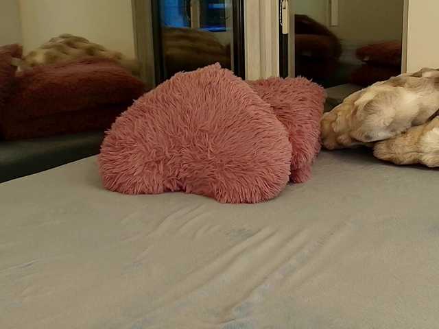 AngelicFox's BongaCams show and profile