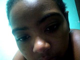 Elisa121's Live Webcam