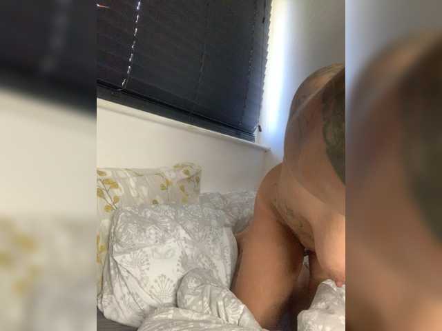 Charsworld12 preview