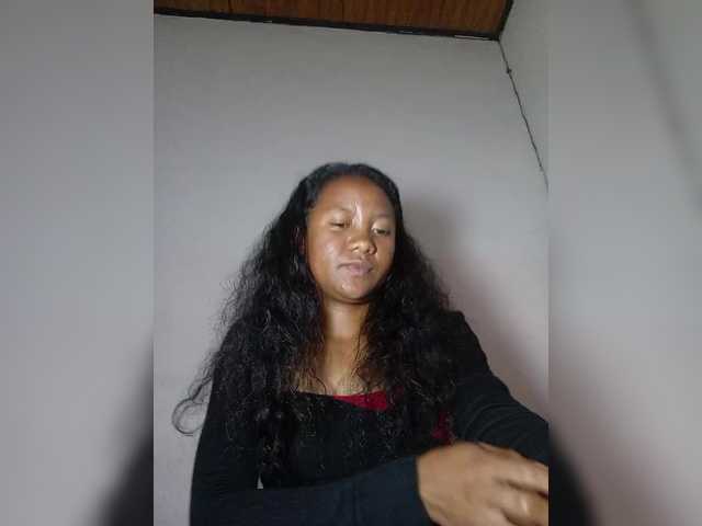 Rosiah01's BongaCams show and profile