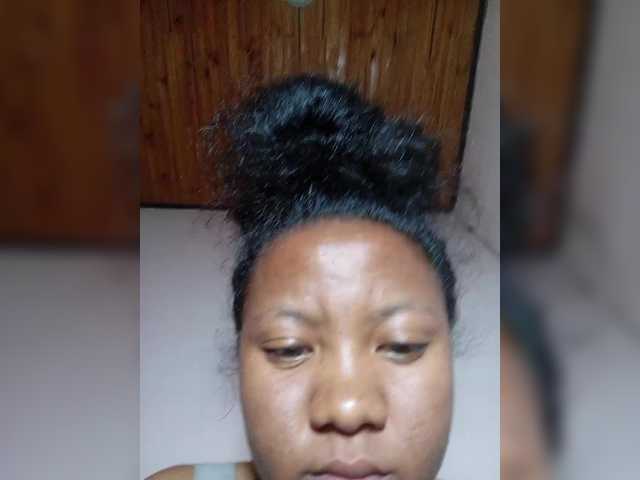 Rosiah01's BongaCams show and profile