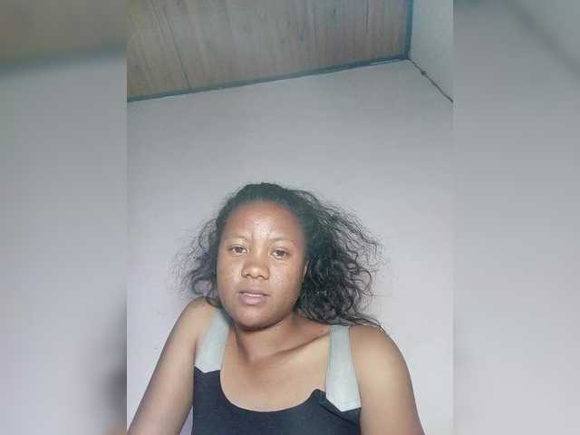 Rosiah01 webcam bongacams model stream image