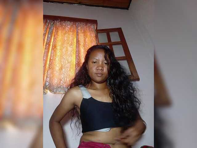 Rosiah01's BongaCams show and profile