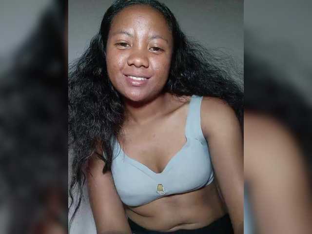 Rosiah01's BongaCams show and profile