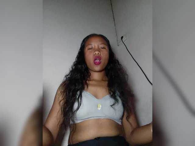 Rosiah01's BongaCams show and profile