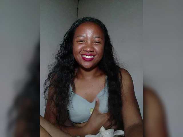 Rosiah01's BongaCams show and profile