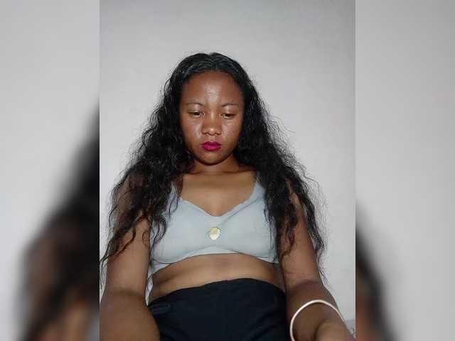 Rosiah01's BongaCams show and profile