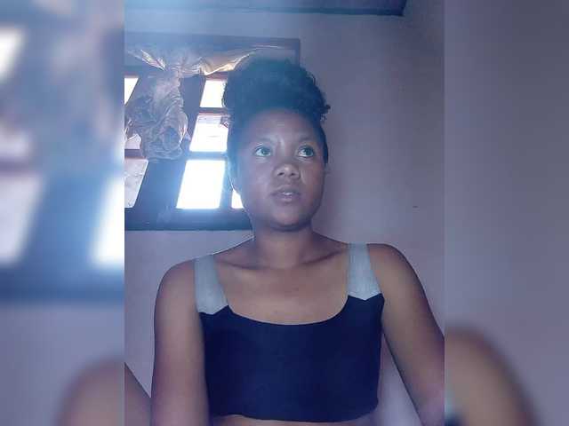 Rosiah01's BongaCams show and profile