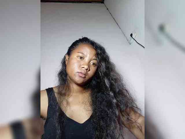 Rosiah01 Live Webcam on BongaCams