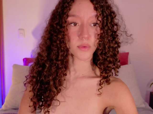 ChloeMoreti's BongaCams show and profile