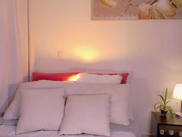 ChloeMoreti's BongaCams show and profile