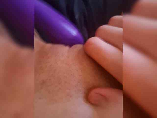 Tvoimalchik111 webcam