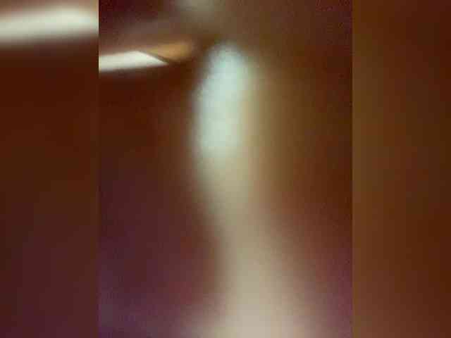 Tvoimalchik111 webcam