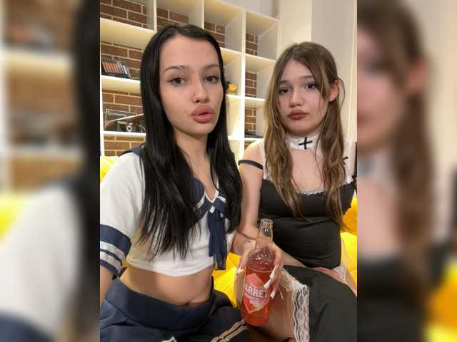 go to chat with LiiizNika