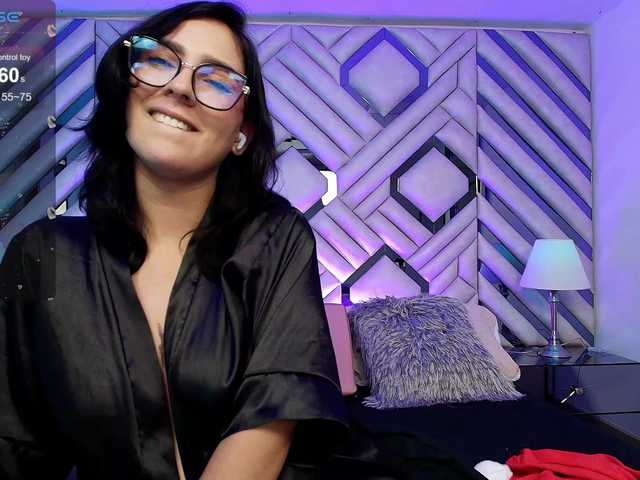 HaniKuspoka's BongaCams show and profile