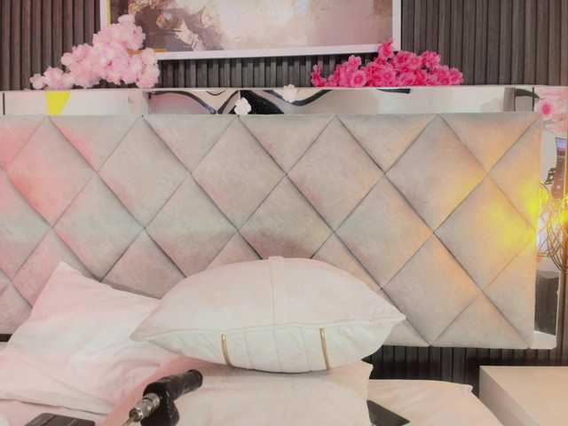 Sara-Channel's BongaCams show and profile