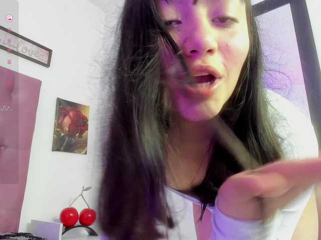 Skay-wish's BongaCams show and profile