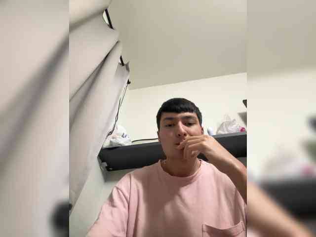 Damik001 Live Webcam on BongaCams