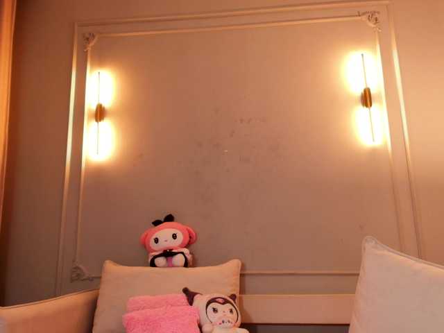 hikom1o's BongaCams show and profile