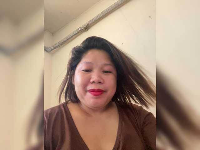 ChubbyBabe31's BongaCams show and profile