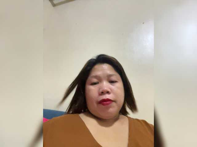 ChubbyBabe31's BongaCams show and profile