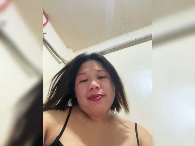 ChubbyBabe31's BongaCams show and profile