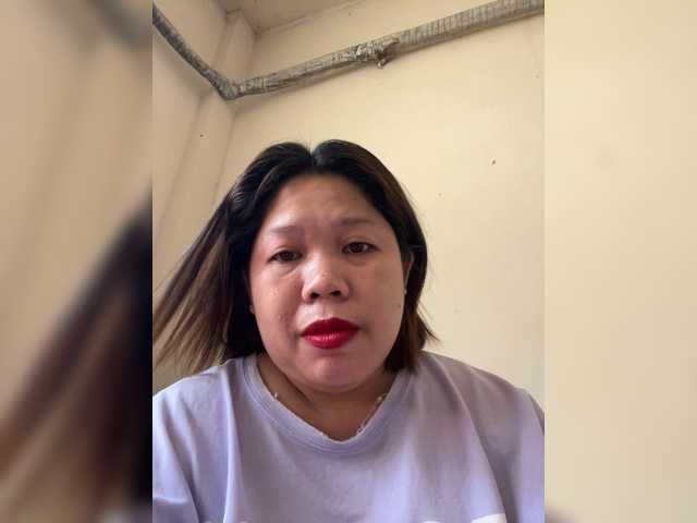 ChubbyBabe31's BongaCams show and profile