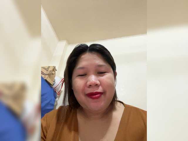 ChubbyBabe31's BongaCams show and profile